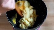 泡芙最简单的做法，步骤比例详细讲解，酥香爽口，新手一次就成功