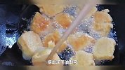 葱油饼想要外脆里嫩，关键在于第一步