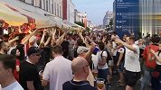 铁杆英迷举行战前party！身披名宿战袍彰显20年老球迷身份