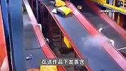 女子网购退货被商家挂网上，致其失业并遭网友辱骂，法院：赔偿