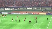 国足-17年-直击国足赛前热身 现场人声鼎沸众助威呐喊不断-新闻