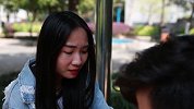 最美姐姐无怨无悔照顾傻子弟弟，只为一个承诺，这个姐姐太棒了！