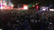 悲喜两重天！决胜时刻的莫斯科球迷广场