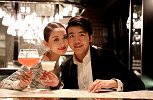 郎朗妻子陪婆婆现身，前凸后翘令人移不开眼，婆婆越活越年轻
