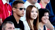 本田圭佑老婆颜值爆表 感情生活却异常低调