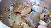 好吃又暖身的一锅钳鱼豆腐煲，天冷了广东人最爱这样煲一锅，过瘾
