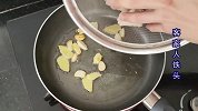 冬季炖粉条？教你更过瘾的吃法，香软弹牙做法简单，一大锅不够吃
