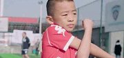 中国足球小将五佳球：万球王世界波 8岁小将复制贝尔神作