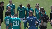 再战一线队 德国U20从1-7到0-2只因多了这一人！