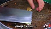 芹菜香干肉丝许多人第一步就错了，难怪不好吃，看饭店大厨如何做