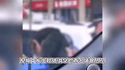 陕西两名女城管队员当街互殴，城管局：系两协管人员，已经开除
