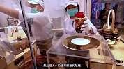 闪闪发光的金箔 盛开鲜艳的玫瑰 奶茶界扛把子 台湾金箔玫瑰奶茶