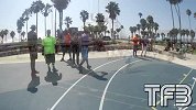 街球-14年-TFB扣篮联盟：太轻松了！Jay_Brown空中漫步滑翔胯下扣篮-专题