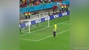 FIFA官方回顾范佩西“鱼跃冲顶” 此后难见这样的神来之笔