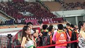 亚冠-17赛季-英雄惜英雄 大战当前博阿斯斯科拉里拥抱热聊-专题