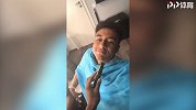 世界杯让曼联利物浦和谐 阿诺德帮林加德剃须太温馨