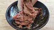 辣椒炒肉到底是先炒辣椒还是先炒肉丝，教你正确做法，好吃又下饭