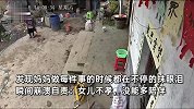 父亲去世后母亲独自居家，边干活边不停抹泪，女儿查看监控泪崩