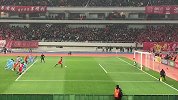 女球迷尖叫呐喊！球迷视角体验上港亚冠点杀川崎前锋