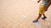作案团伙路边讹钱，遇到精明的傻眼了