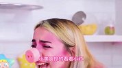 趣味美食挑战！不同颜色的芬达饮料混合！味道怎么样？