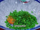 花菜别只会炒着吃，像我这样做个外酥里嫩的炸花菜，一口一个