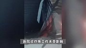 暴雪突袭内蒙古满洲里，一医院钢架顶棚被刮落多车受损，现场曝光
