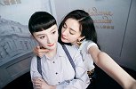 杨幂新蜡像被吐槽太丑，齐刘海锅盖头五官不协调，脸部僵硬恐怖