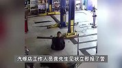 当场击毙！200斤重大野猪闯入街头横冲直撞，4人遇袭有老人手指被咬断，现场曝光