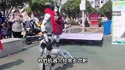 人形机器人日薪1.5万！租赁商：9.9万买的，一个月租赁收益