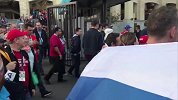 俄罗斯揭幕战开门红 球迷退场秩序井然