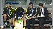 弗兰40米精准长传造杀机 日本铁卫放铲被红牌罚下