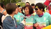 跑步-16年-2016上海国际半程马拉松：退休阿姨二度上海马拉松 不仅能锻炼身体并且可以挑战自己-花絮