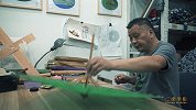 大爷20道工序打造西湖绸伞，撑开一把伞收拢一节竹，太惊艳了！