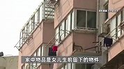 退休金超9000元，91岁老人家中垃圾如山每天躺杂物上睡觉！背后原因心酸