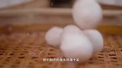 福州这家店的鱼丸，口感弹牙且鲜美，小孩子都喜欢吃
