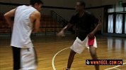 街球-13年-黑魔鬼体能狂人PIERRE训练视频 受训球员SCBA吉林队后卫：罗旭东-专题