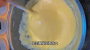 1碗面粉3个鸡蛋，教你做比面包简单，比馒头好吃的大发糕