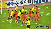 鲁能头球接力高空轰炸 周海滨后点包抄扳回一球
