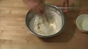 美食DIY-20111109-如何做橙香鸡蛋软饼