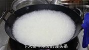厨师长分享正宗河南名菜“水激馍”，酒席上的头牌菜，上桌就抢光