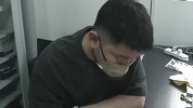 卖了块“劳力士”收到37.5万元，第二天银行卡被冻结？