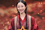 强立人设！承包各大综艺，资源逆天，难道她真是个“空壳花瓶”？