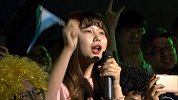 阿根廷女粉丝神奇乱入 高调“表白”前男友引发全场震惊脸