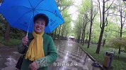 外国小鲜肉在中国迷路，求助大爷大妈，各种神奇的手势回复亮了