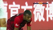 华夏错失绝佳扳平良机 卡埃比俯身冲顶角度太正被没收