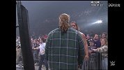 WWE-18年-经典时刻：WCW Thunder节目 年轻版大秀哥一人搞垮擂台-精华