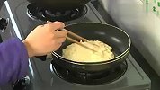 生活-如何做红薯鸡蛋饼