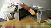 美食DIY-20111109-如何用微波炉做萝卜排骨汤