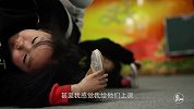 18岁少女唱豫剧养家，勤学苦练不忘初心